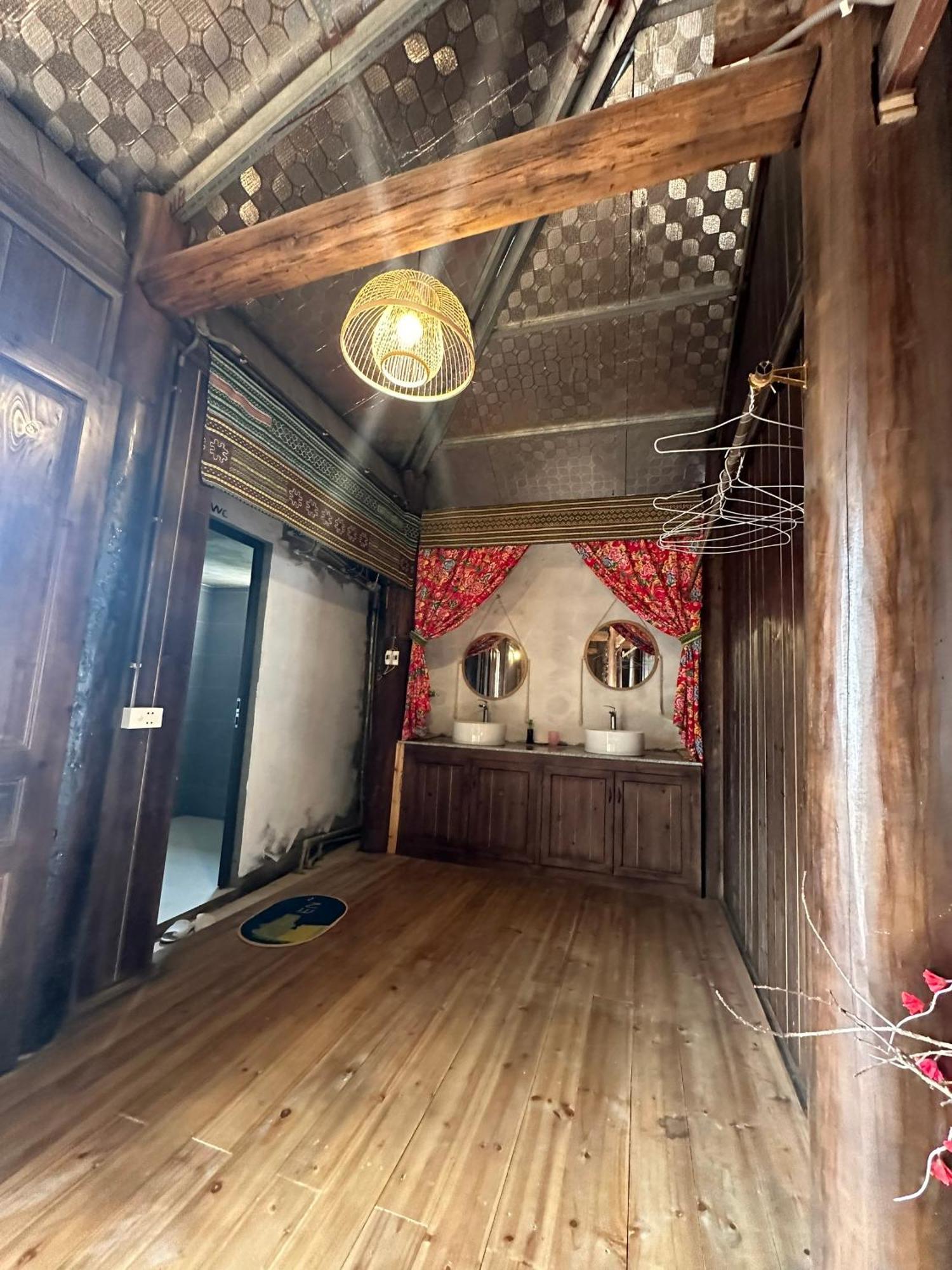 Little Ta Van Homestay Sa Pa Exterior photo