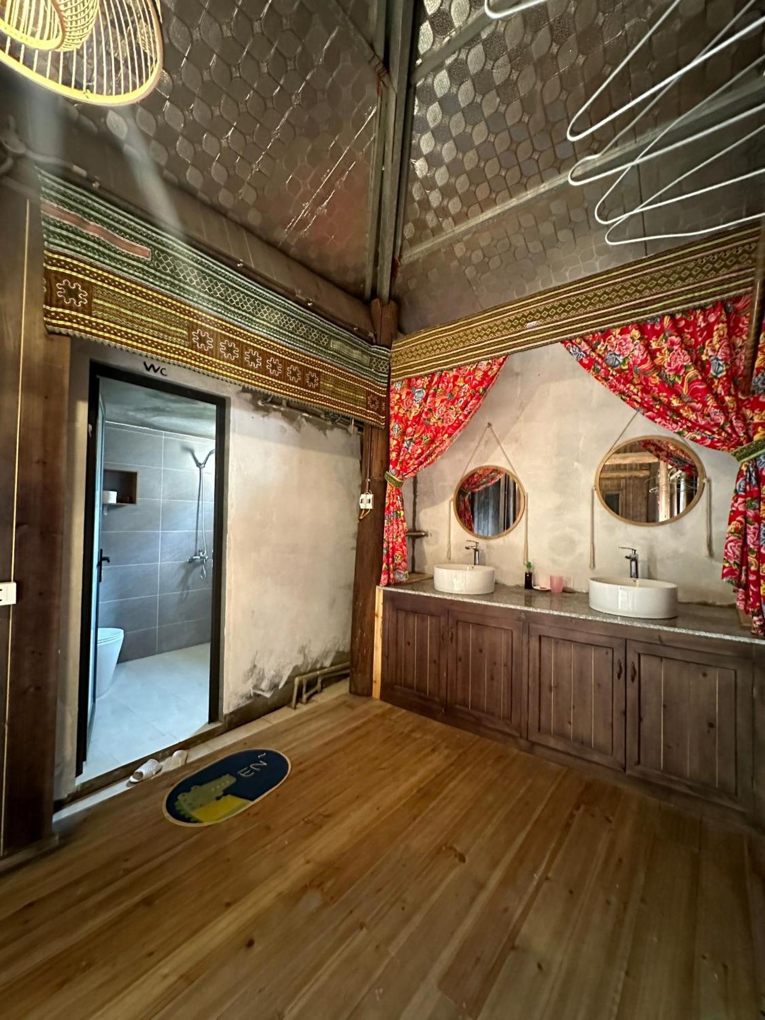 Little Ta Van Homestay Sa Pa Exterior photo